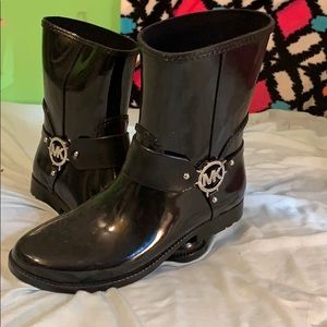 Micheal Kors MK Logo Rubber Rain Boots W9